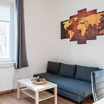 Apartment Revliving Premium Horn