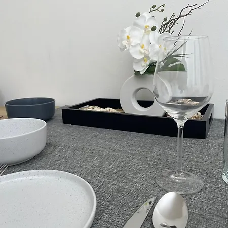 Revliving Premium Horn Apartmán *